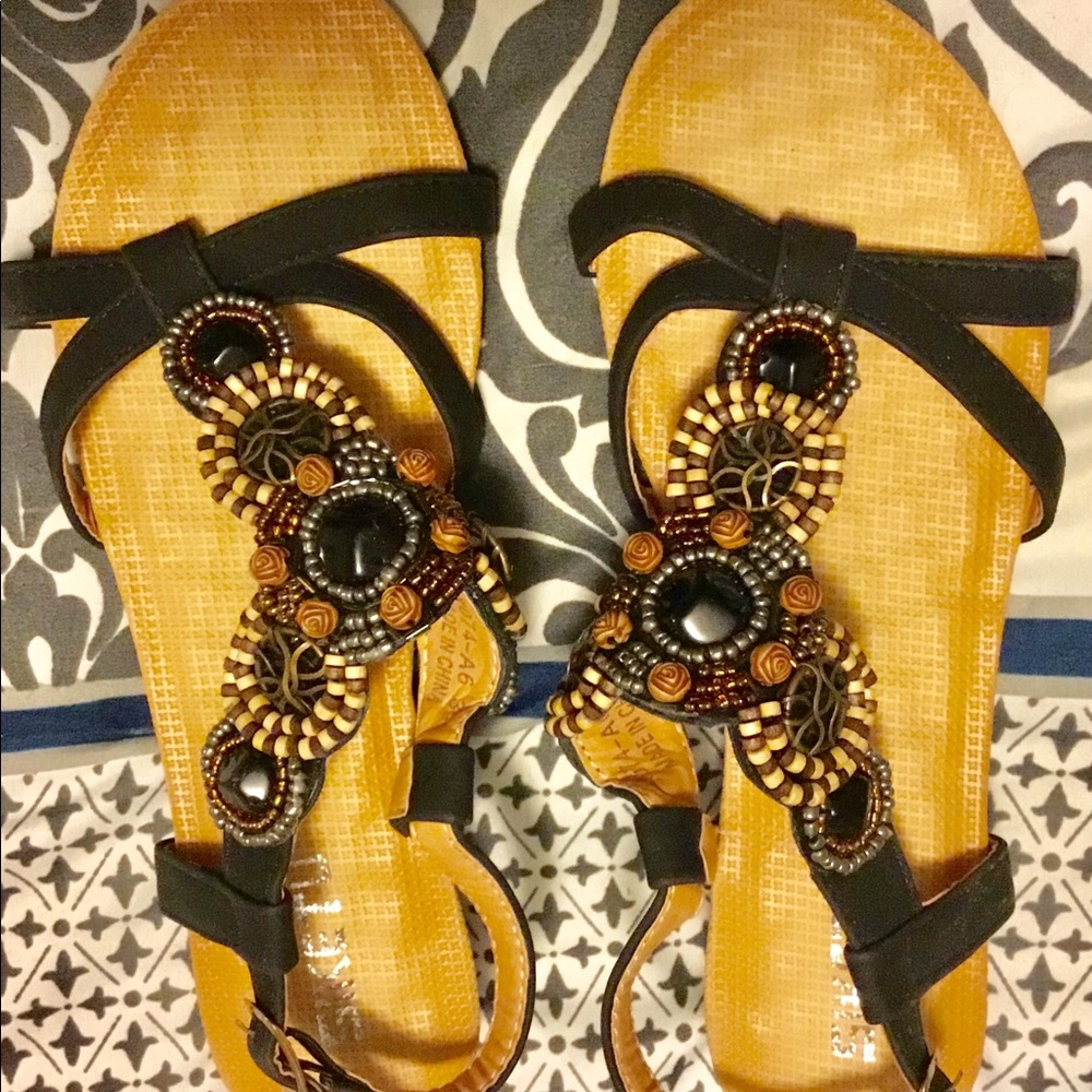 New WO Tags Strap wedge Sandles